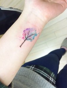 Tatuagem Aquarela no Pulso