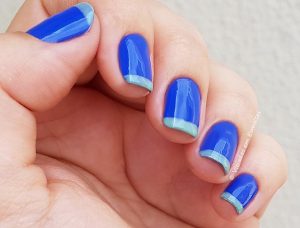 Unha decorada em azul francesinha