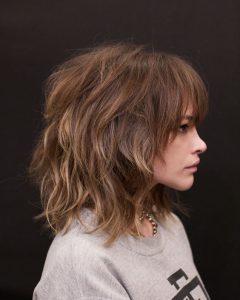 cabelo ondulado curto