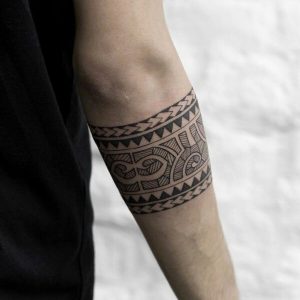 Tatuagem antebraço masculina