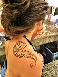 tatuagem no ombro tribal 2021