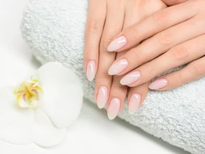unhas-almond-formato-de-unha-esta-fazendo-sucesso-1024x768