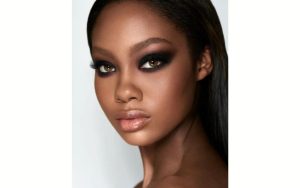 tendencias-de-inverno-2023-lapis-preto-1024x640
