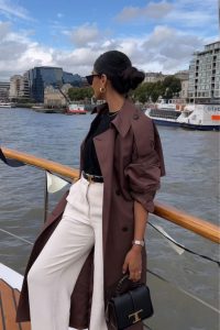 trench-coat-camiseta