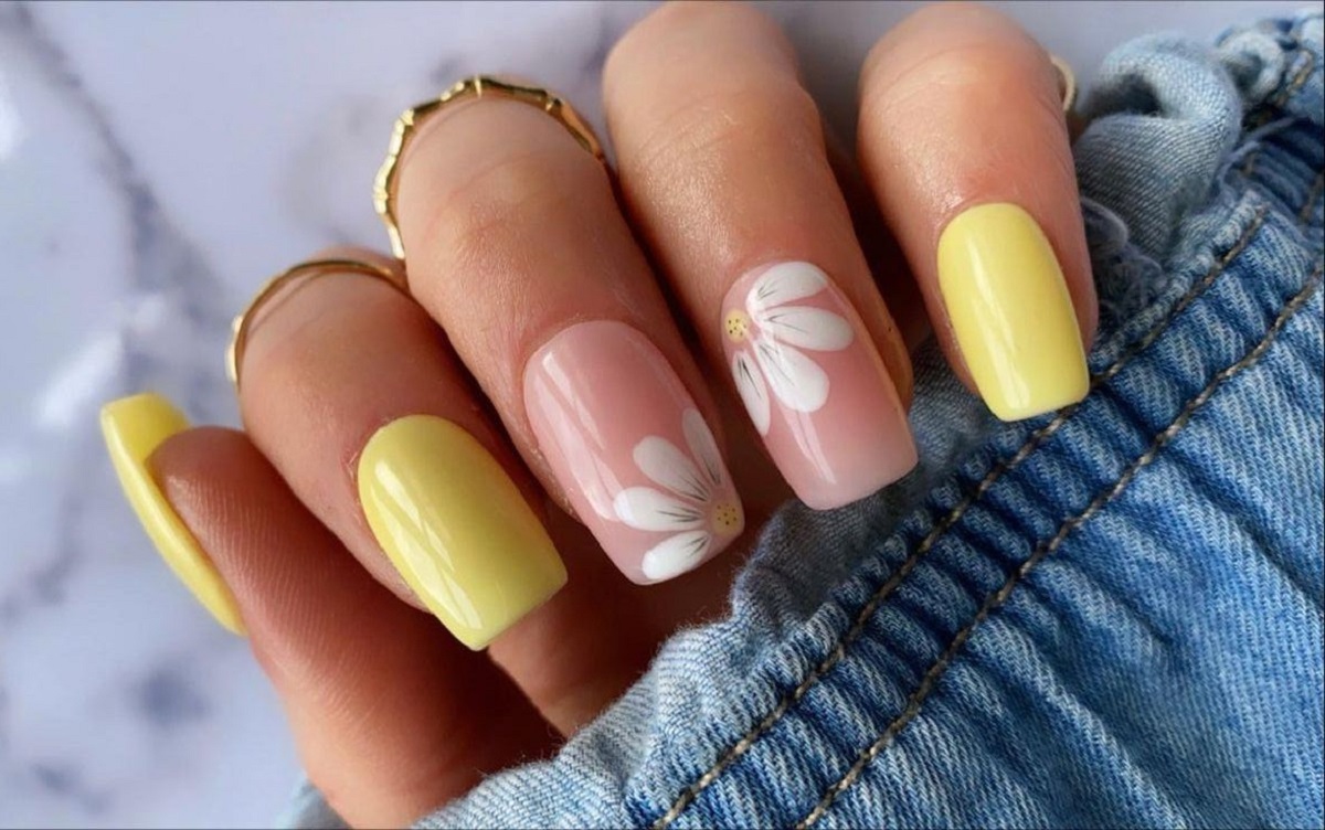 unhas em cores tons pasteis
